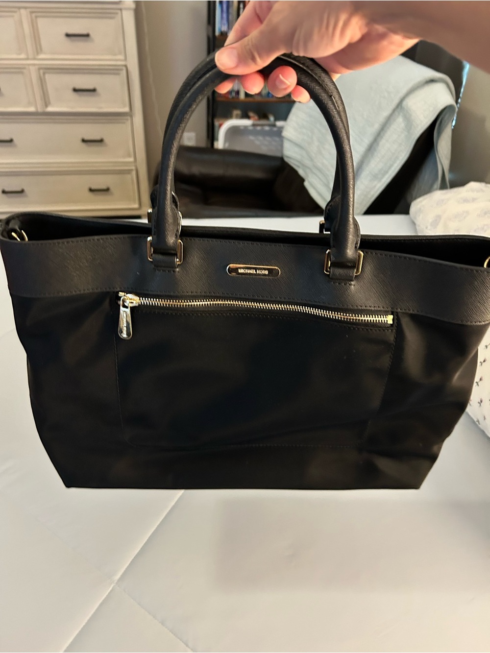 MICHAEL KORS Black Colgate Large East/West Laptop nylon and leather Tote EUC